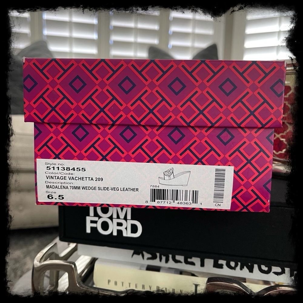 TORY BURCH wedge slide - Picture 3 of 9